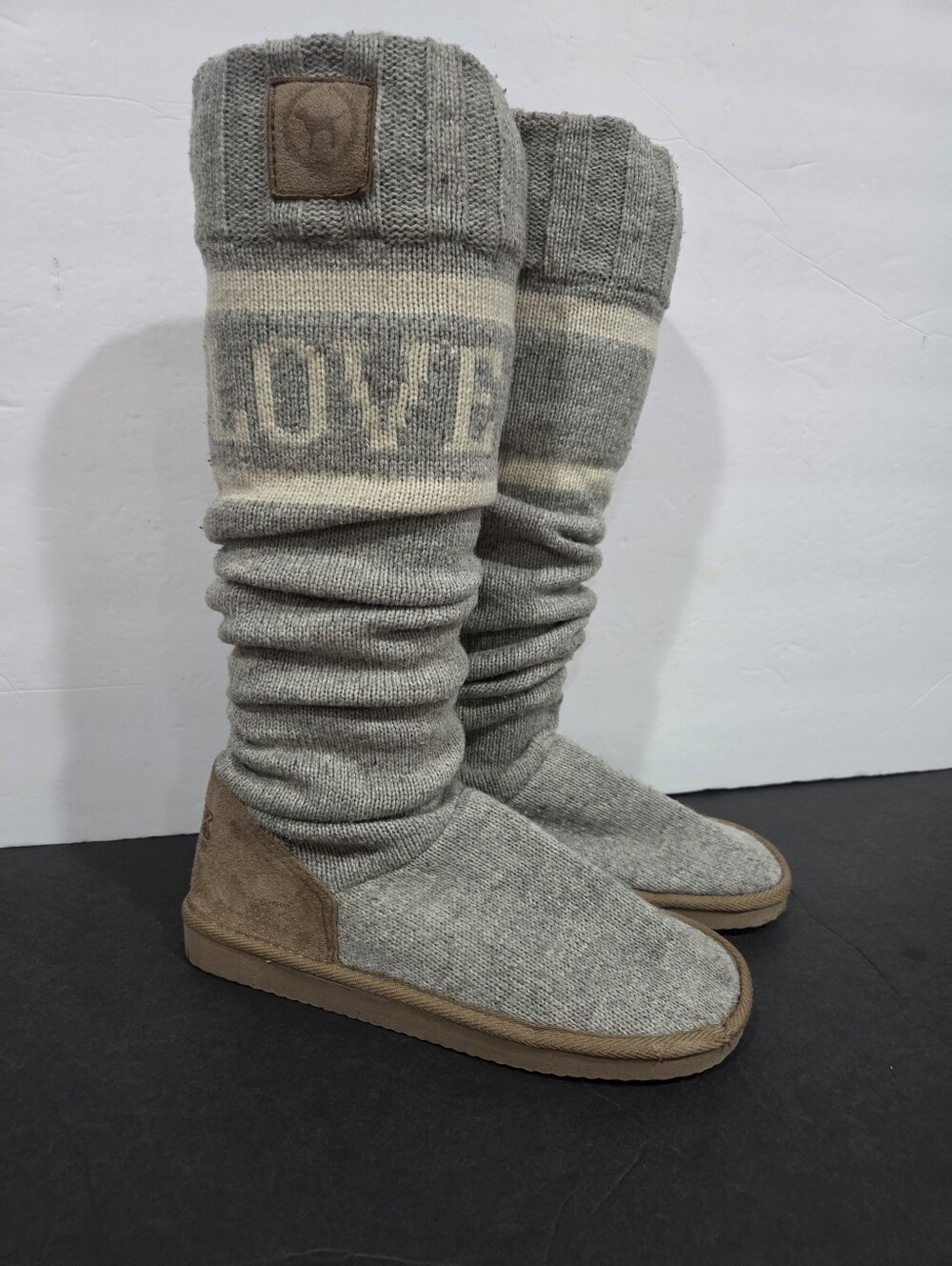 Pink Victorias Secret Knit Slouch Boot Socks Grey 'LOVE'print Sz.M 7-8